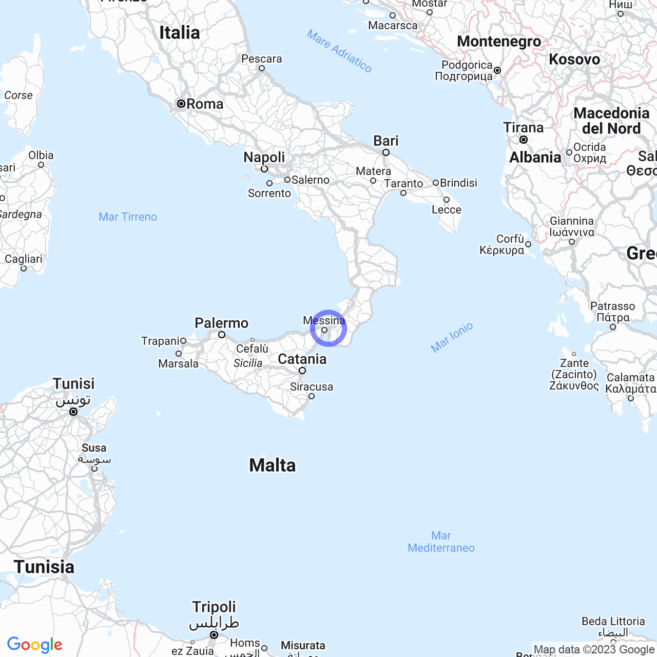 Villa San Giovanni: crocevia tra Calabria e Sicilia.