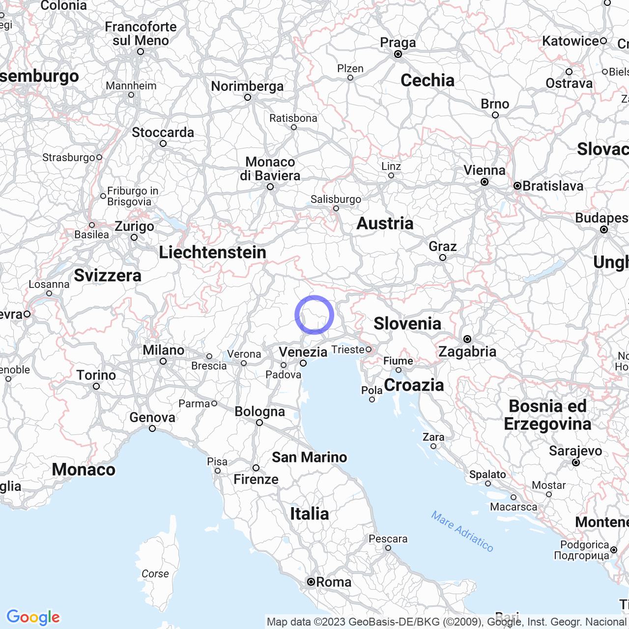 Provincia di Pordenone: tra montagne, valli e laghi cristallini.