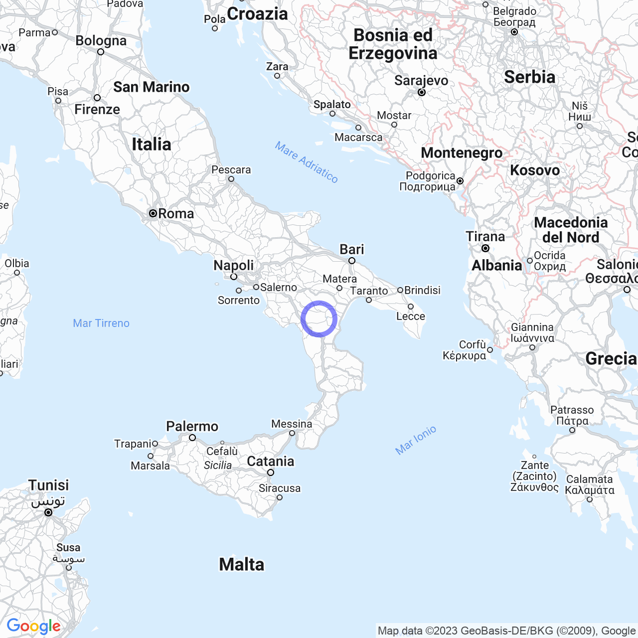 Scopri tre bellissime località italiane: Vallina di Bagno a Ripoli, Calvera e Fabriano!