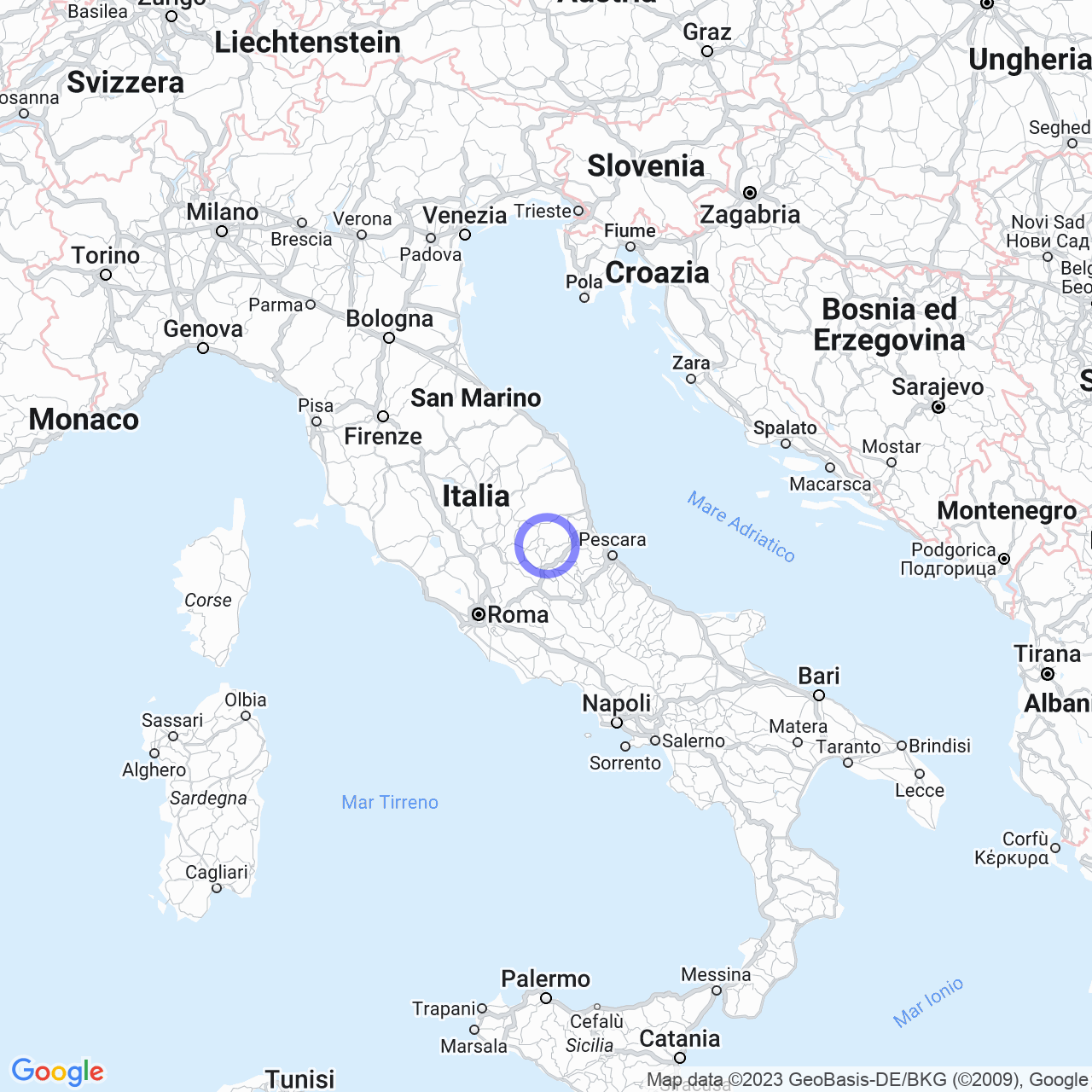 Scopri la bellezza naturale del Lago di Campotosto