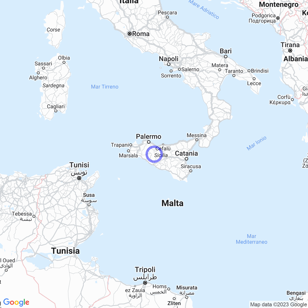 Castronovo di Sicilia: Tra Monti e Storia