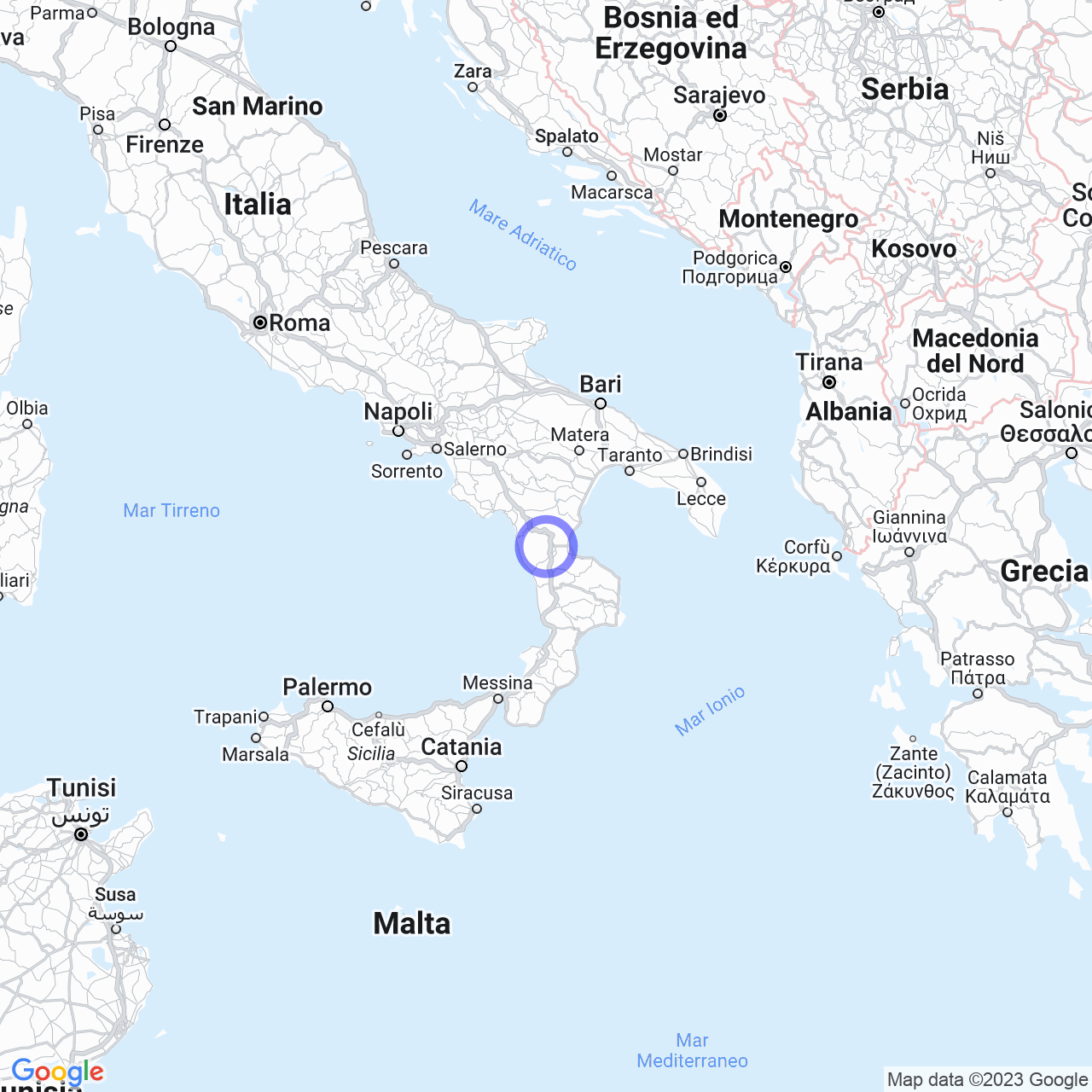 Province of Cosenza: between mountains, hills, and sea.