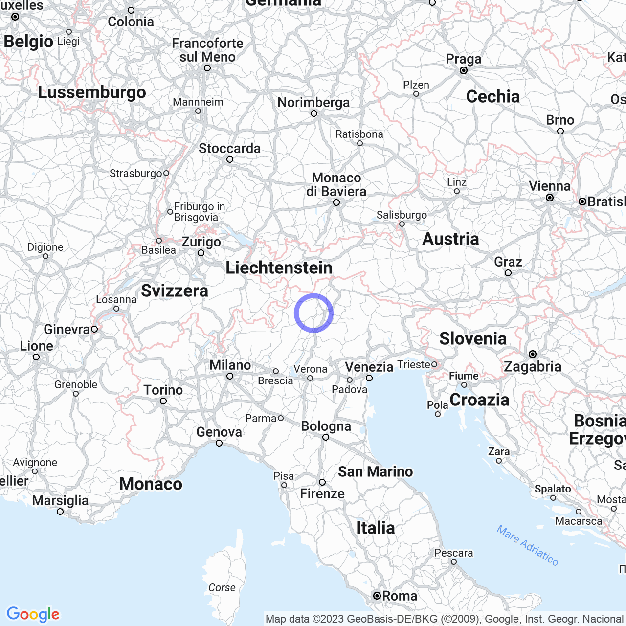 Alto Adige: Terra Multilingue tra Italia e Austria.