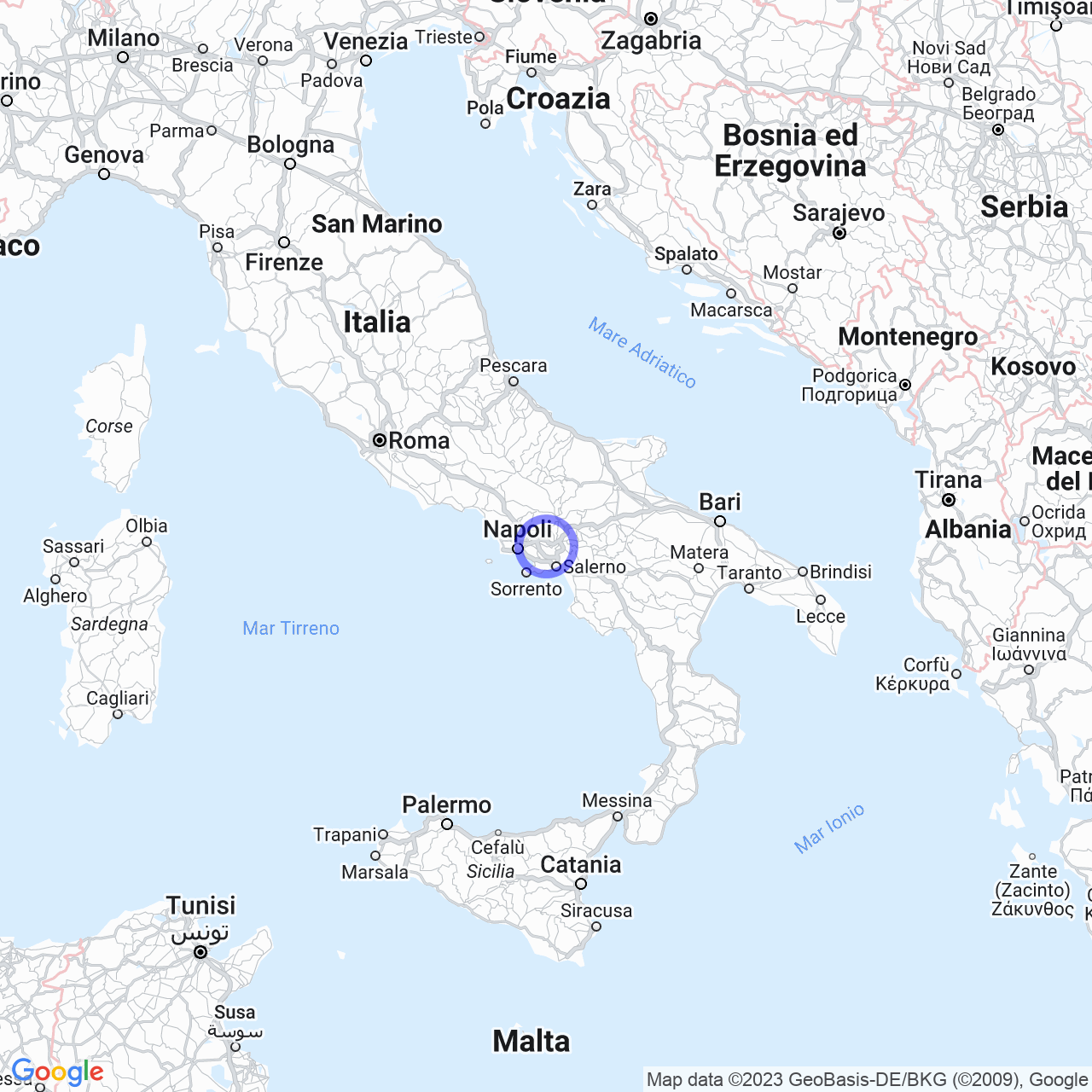 Tre Migliano in Italia: natura, storia e architettura (e un personaggio interessante)