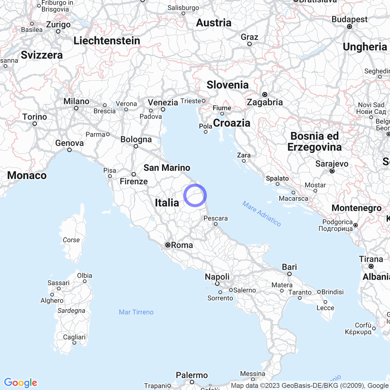 The province of Macerata: geography and economy in summary.