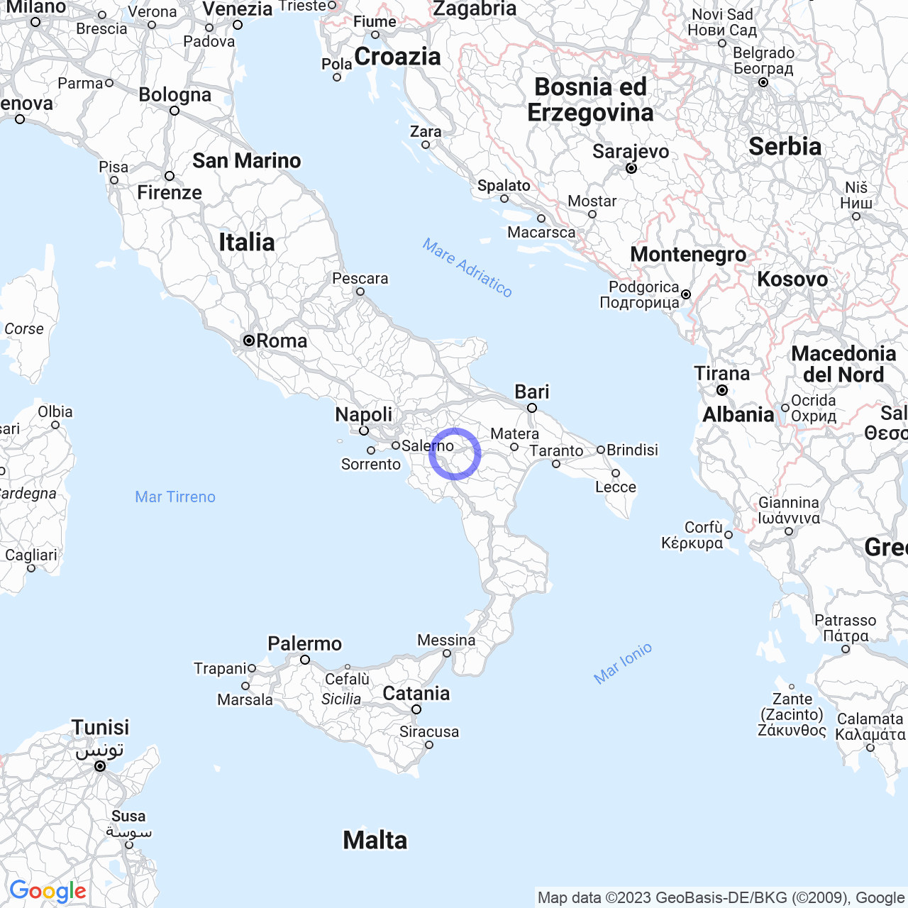 Potenza: la città verticale delle cento scale.